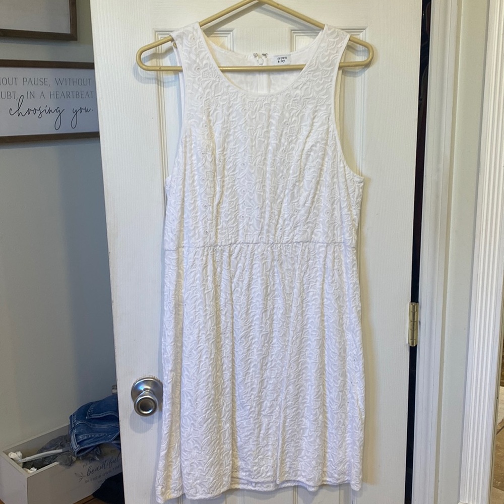 Beautiful lined white dress